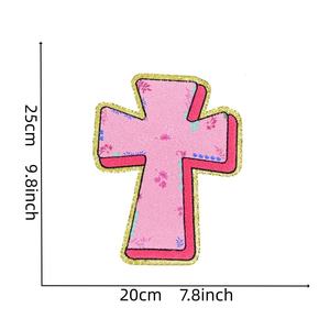 แผ่นปะติดรีดติดลายปักดอกไม้สีขาวชมพูขอบเหลืองสำหรับตกแต่งเสื้อผ้า - Product Image 3