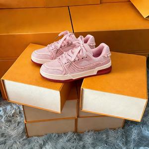 Sneakers décontractées polyvalentes de haute qualité en cuir véritable respirant, antidérapantes, légères et douces - Product Image 1