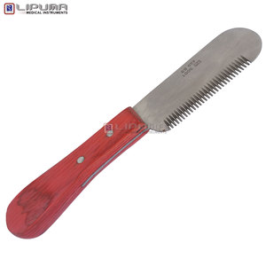 LIPUMA EDGELINE Ensemble de couteaux et peignes à sabots Rouge Lame en acier inoxydable J2 avec manche en bois Outil professionnel pour fermeurs et vétérinaires pour le soin des sabots - Product Image 1