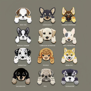 Patch brodé personnalisé « Chiot en train de regarder » pour vestes et sacs à dos - Product Image 6