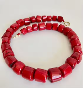 Elegante Collar de Resina con Cuentas, Accesorio de Moda Geométrico Vintage, Diseño Vibrante Hecho a Mano, Perfecto para Atuendos Casuales Unisex y Fiestas - Product Image 1