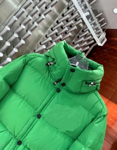 Custom Logo Unisex Winter <b>Puffer</b> <b>Jacket</b>, Thick Quilted <b>Hooded</b> Coat with High Collar, Warm Outdoor <b>Jacket</b> for <b>Men</b> Women OEM - Product Image 3