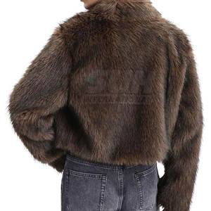 Veste en fausse fourrure tissée légère, respirante et écologique, sur mesure, nouveau style pour femmes, fabriquée au Pakistan - Product Image 2