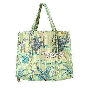 Bolsa de Mano de Algodón Acolchada Hecha a Mano en India, Bolsa de Compras, Bolsa de Playa, Cierre de Cremallera, Cadenas, Alta Calidad - Product Image 1