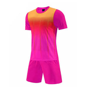 Maillot de football pour homme, tenue de sport d'extérieur, haute qualité, anti-plis, très demandé, prix raisonnable, uniforme de football masculin tendance - Product Image 2