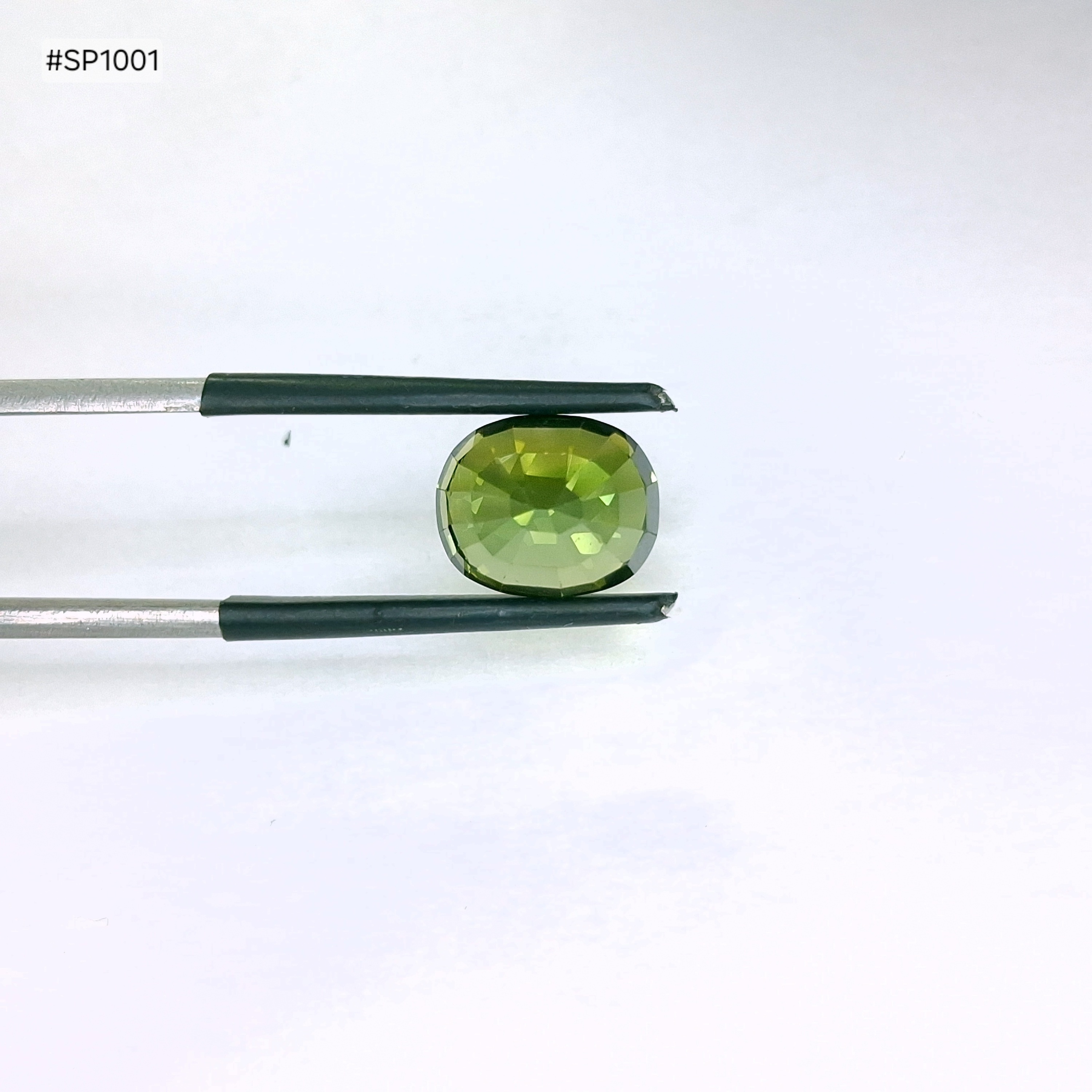 LIGHT GREEN