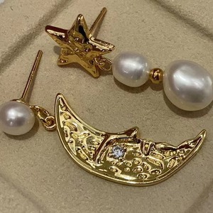 14K Gold Stake 2025 Baroque Style <b>Star</b> <b>Moon</b> Asymmetric Pearl <b>Earrings</b> European American Ins Same Style As Internet Celebrity - Product Image 1