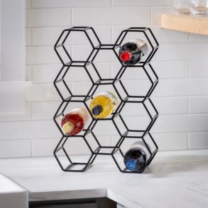 Porte-bouteille décoratif pour table avec design géométrique en nid d'abeille, support à vin en fil métallique robuste pour la décoration de la maison - Product Image 6