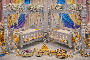 Cuna Tradicional Plateada para Ceremonia de Bautismo, Tamaño y Color Personalizados, Elegante, Hecha a Mano, de Madera de Teca India, Desmontable - Product Image 2