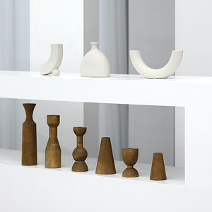 Porte-bougies en bois classique poli, rustique et écologique, pour la maison, le salon, la cuisine, par MULTI CRAFT - Product Image 1