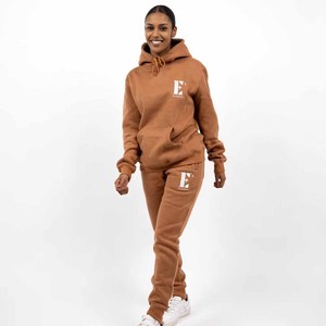 Customized Logo Printing Breathable Winter Hooded Fleece Tracksuits for Training & Jogging-Best Selling - Product Image 1