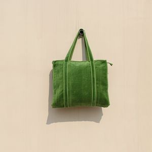 Bolso Tote de Terciopelo de Algodón Verde Premium para Mujer, Acolchado, Gran Capacidad, Doble Asa, Cierre de Cremallera, Bolso de Hombro para Viaje - Product Image 2