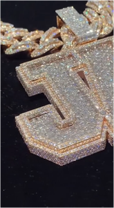 Collar con Colgante de Nombre Personalizado con Moissanita VVS, Estilo Hip Hop, con Diamantes Redondos Incrustados, Colgante con Inicial de Letra 3D - Product Image 3