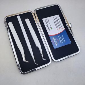 Pointe argentée avec pince à cils enduite de couleur blanche en acier inoxydable durable meilleure pince à épiler à volume droit mince - Product Image 2