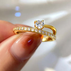 Elegante Anillo de Compromiso con Diamante de Corte Brillante de 0.50 Ct, Anillo de Boda con Engaste Pavé Personalizado, Estilo Infinito, Moderno, Plata 925 - Product Image 3