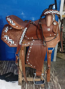 Hecho a mano de cuero genuino Western Trail Riding Antique Saddle Beads Inglés Equitación Disponible a granel al por mayor - Product Image 4