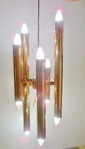 Lámpara y candelabro de cristal de latón antiguo utilizado para decoración en interiores y semi interiores fabricados por la India - Product Image 6