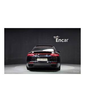 Pour Porsche Panamera 3.0 AWD avec caméra arrière, sièges en cuir, modèle janvier 2020, 66 066 km - Product Image 4