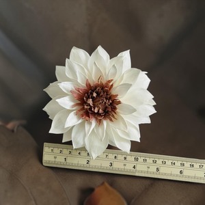 VADEE SOLA WOOD FLOWER Sustainable Craft Handmade Reed <b>Diffuser</b> White Dahlia Flower Sesbania Plant Reed Scented Oil Glass <b>Bottle</b> - Product Image 3