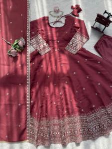 Magnifique robe Anarkali indienne pakistanaise en tissu de soie Chanderi, avec broderie fantaisie, pour mariage, occasions décontractées, vêtements traditionnels pour femmes - Product Image 2