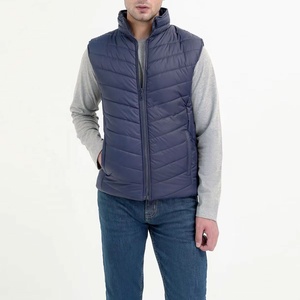 Men's Hooded Puffer Vest Polyester Windproof <b>Zipper</b> Closure Casual Winter <b>Jacket</b> <b>with</b> Side <b>Pockets</b> - Product Image 5