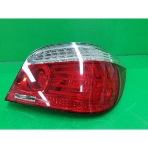 ไฟท้ายขวามือสอง ซีรีส์ 5 รุ่น 6321717728208 - Product Image 1