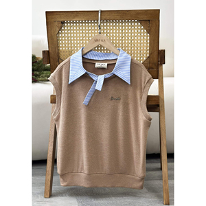 เสื้อเบลาส์ไหมพรมสีเบจสำหรับผู้หญิง ODM OEM แบบลำลอง คอเสื้อตัดต่อแบบถอดได้ แขนสั้น ระบายอากาศได้ดี ทรงหลวม ใส่ได้ทั้งฤดูใบไม้ร่วงและฤดูหนาว รับผลิตตามแบบ - Product Image 5