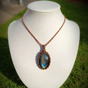 Collier en macramé avec pendentif ovale en perle foncée, corde marron, fait main, style bohème, ajustable, vente en gros, dropshipping - Product Image 3