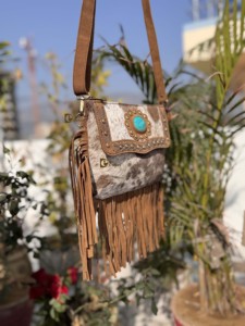 Bolso Bandolera de Cuero Vacuno para Mujer, Ligero, Elegante, Estilo Bohemio, Multiusos, con Cierre de Cremallera, Capacidad de 1-1.9L, Gran Venta - Product Image 3