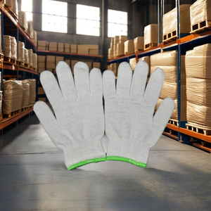 Gants de sécurité TM en coton et polyester texturé, résistants au froid et durables, sans poudre, 10 paires d'origine vietnamienne/poly-sac - Product Image 3