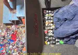 Déchiqueteuse de vêtements usagés de qualité supérieure et haut de gamme, à double arbre, semi-automatique, électrique - Product Image 4