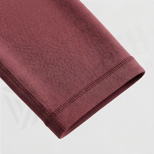 Ensemble de vêtements de yoga et de fitness deux pièces personnalisé, très élastique, antibactérien, pour femmes, short de sport uni, tenue de gym tendance, vente en gros - Product Image 6