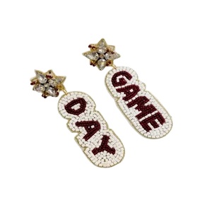 Pendientes de día de juego con cuentas marrones y blancas, cuentas de semillas de tubo cortado, pendientes bordados de día de juego, nuevos diseños, pendientes de la India - Product Image 1