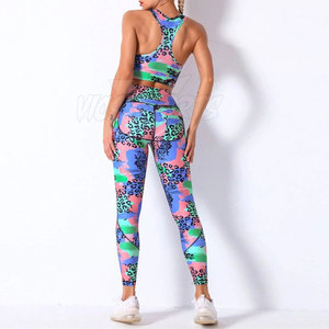 Ensemble de yoga pour femmes, dernier style, faible MOQ, vente directe d'usine, ensemble de yoga de haute qualité - Product Image 2
