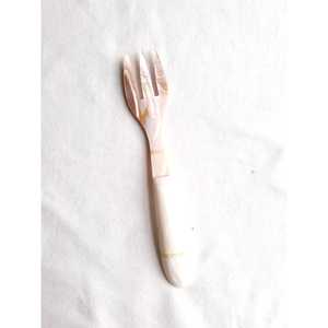 ส้อมเปลือกหอยทำมือ เปลือกหอยธรรมชาติ ขัดเงา อุปกรณ์เสิร์ฟ ของตกแต่ง งานฝีมือ - Product Image 1