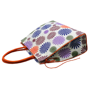 Sac de plage en jute durable et écologique à imprimé floral intégral, avec poignée en corde rembourrée et intérieur en PP laminé - Product Image 1