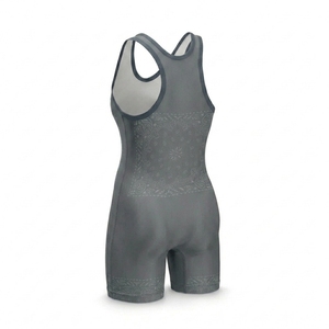Haut de sport de lutte pour femmes |   Maillot sans manches respirant à séchage rapide |   Vêtements d'entraînement et de compétition de lutte personnalisés OEM - Product Image 6