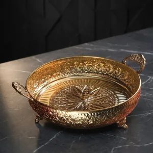 Corbeille à fruits en laiton sculpté style Mughal avec poignée, plateau de service décoratif doré, décoration d'intérieur, cadeau de festival - Product Image 3