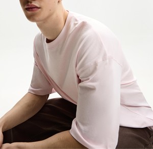 T-shirts pour hommes rose pastel, grammage lourd 280 GSM, 100% coton peigné, coupe carrée, épaules tombantes, logo personnalisé, impression DTG, OEM, vente en gros - Product Image 4