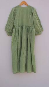 Vestido Casual de Otoño para Mujer, Estampado Floral con Rayas Verdes, 100% Algodón, Estilo Bohemio, Corte Regular, Cintura Natural, Lavable - Product Image 4