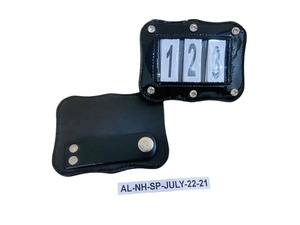 FABRICANTE OEM AL POR MAYOR SOPORTE DE NÚMERO BRILLO DE CARRERAS DE CABALLOS COMPETICIÓN DE CARRERAS DE CABALLOS SOPORTE DE NÚMERO DE CUERO A PRECIO BARATO - Product Image 2