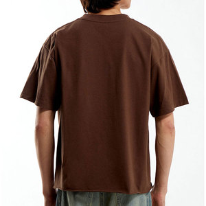 เสื้อยืดทรงบ็อกซี่สำหรับผู้ชายสุดเทรนดี้ เนื้อผ้าคอตตอนหนานุ่ม สวมใส่สบาย ทรงหลวมลำลอง เหมาะสำหรับแฟชั่นสตรีทแวร์สมัยใหม่และสวมใส่สบายในชีวิตประจำวัน - Product Image 2