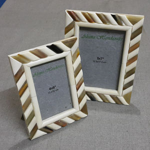 Marco de Fotos de Madera y Hueso con Incrustaciones Personalizado, Marco de Cuerno con Resina para Decoración del Hogar - Product Image 1