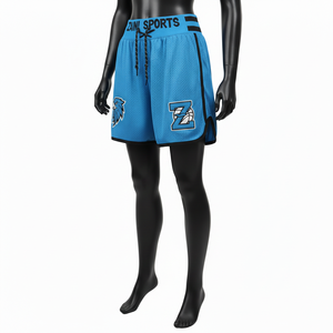 Shorts de malla de poliéster transpirable de 160 GSM para mujer, color azul cielo con paneles laterales negros, logotipo personalizado por transferencia térmica, shorts para mujer - Product Image 4