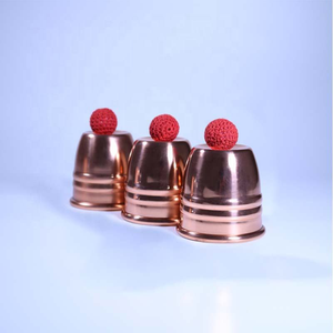 Juego de trucos de magia profesional con vasos y bolas de metal, vasos de cobre brillante y bolas tejidas incluidos - Product Image 5