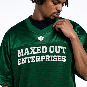 Maillot de football américain vert personnalisé avec logo OEM pour hommes, uniforme de sport en mesh sublimé pour équipes, vêtements de sport pour les acheteurs américains - Product Image 4