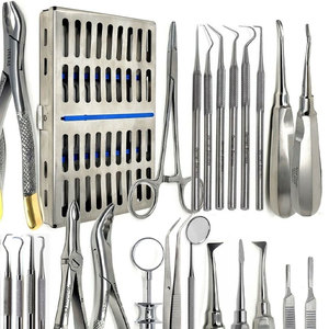 Kit d'instruments chirurgicaux dentaires premium 70 pièces pour extraction, comprenant élévateurs et pinces, en acier inoxydable, manuel, certifié CE - Product Image 4