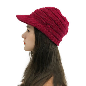 หมวกบีนนี่ปักลายหูแมวแฟชั่น unisex ถักโครเชต์ ทำมือ สวมใส่สบาย เหมาะสำหรับฤดูหนาว สตรีทแวร์ ท่องเที่ยว - Product Image 4