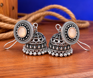 Pendientes Jhumka de Piedra de Durazno Oxidada, Joyería Tribal Boho India, Pendientes Étnicos Hechos a Mano para Mujer - Product Image 3