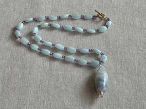 Collar de Plata de Ley Natural con Cuentas y Colgante de Fluorita, Cierre de Palanca Plateado, Joyería Minimalista Hecha a Mano para Mujer, Ideal para Fiestas - Product Image 5